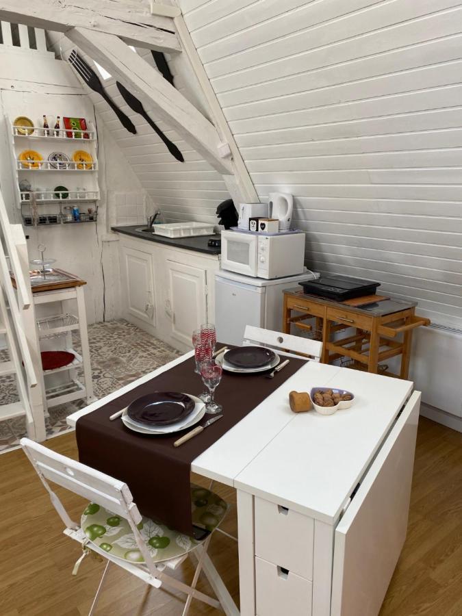 Loft De Lancelot City Center Sens Eksteriør billede